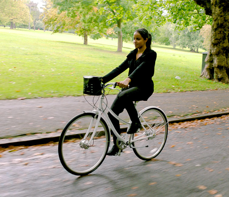 Swytch kit converts any bike to an e-bike (yes, even a penny farthing)