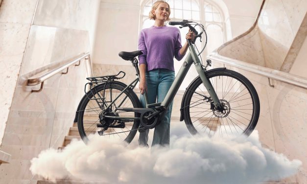 VELO DE VILLE Kicks Off the New Season with an Anniversary Model